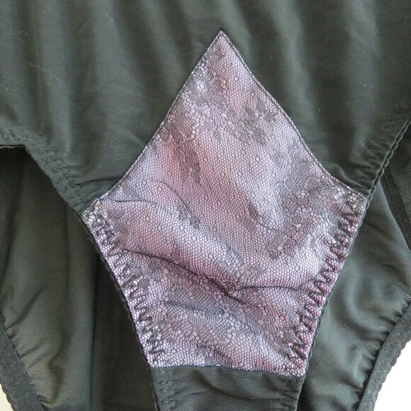 WHAT KATIE DID Betty Lavender Lace High Waisted Black Knickers 1950s Pinup NWT - Picture 6 of 13